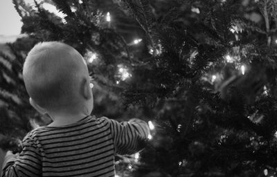 Adorable Christmas Traditions to Start with Your New Baby