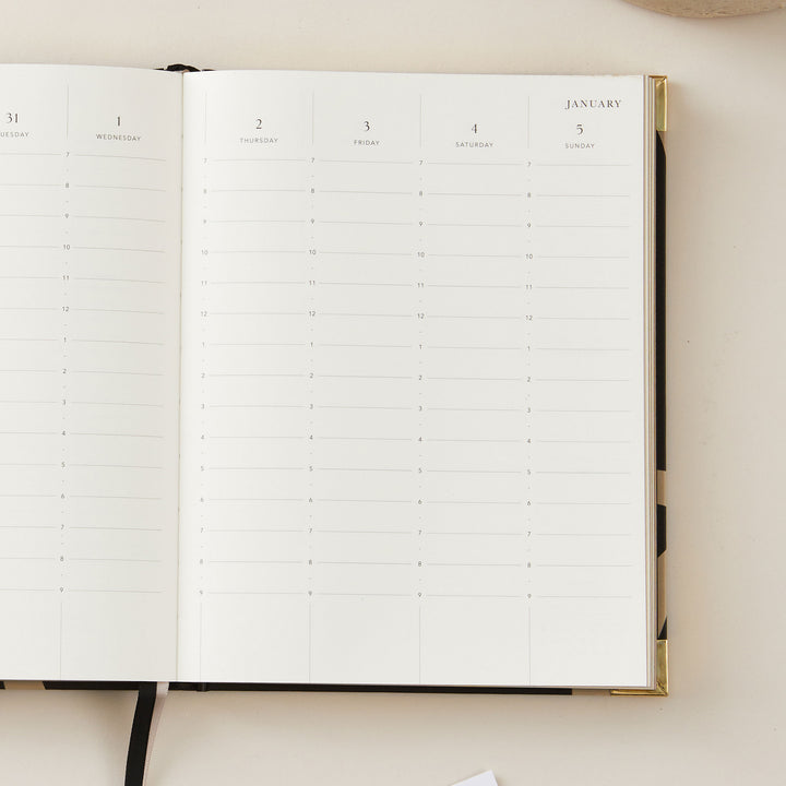 2025 weekly planner with a vertical layout, offering equal space for each day of the week for organised planning.