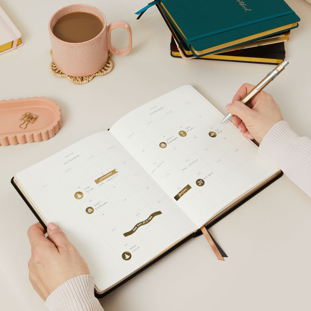 Luxury planner gift for girlfriend