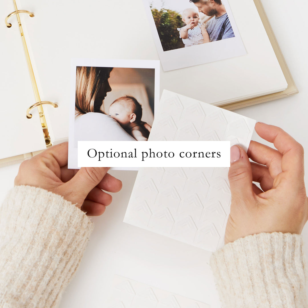 Optional photo corners for photo books, perfect for securely attaching photos while adding a decorative touch.