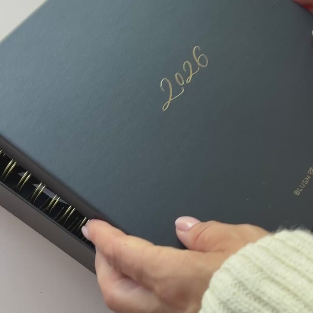 2026 Daily Planner - Flora II